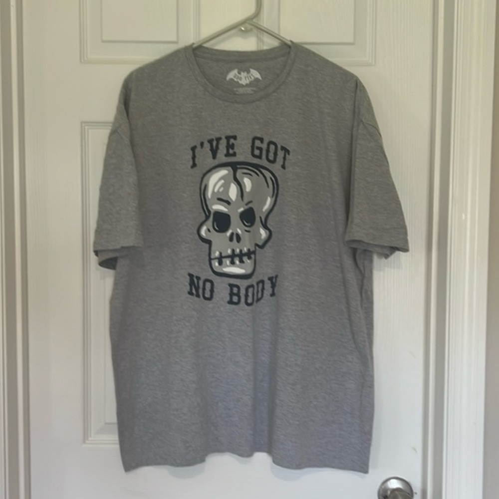 Boo Tees men’s gray short sleeve Halloween teeshirt